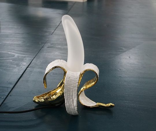 banana lamp