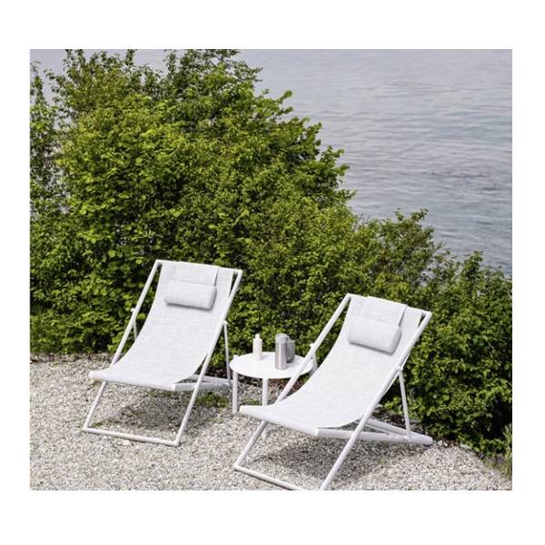 Clever Folding Deck Chair | Designed by R&S Varaschin | Varaschin