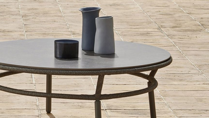 Emma Cross Round Coffee Table | Designed by Monica Armani | Varaschin